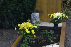 Bilder-Grabmal-Oma