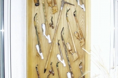 Bilder-Schrank-für-Pfeifen-Gruner