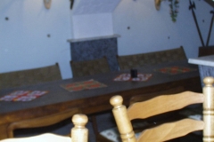 Bilder-Tisch-Kellerbar-III